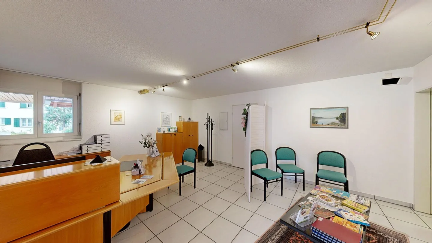 Pratica, ufficio o conversione in spazio abitativo? Decidi tu - Foto 4 di 26