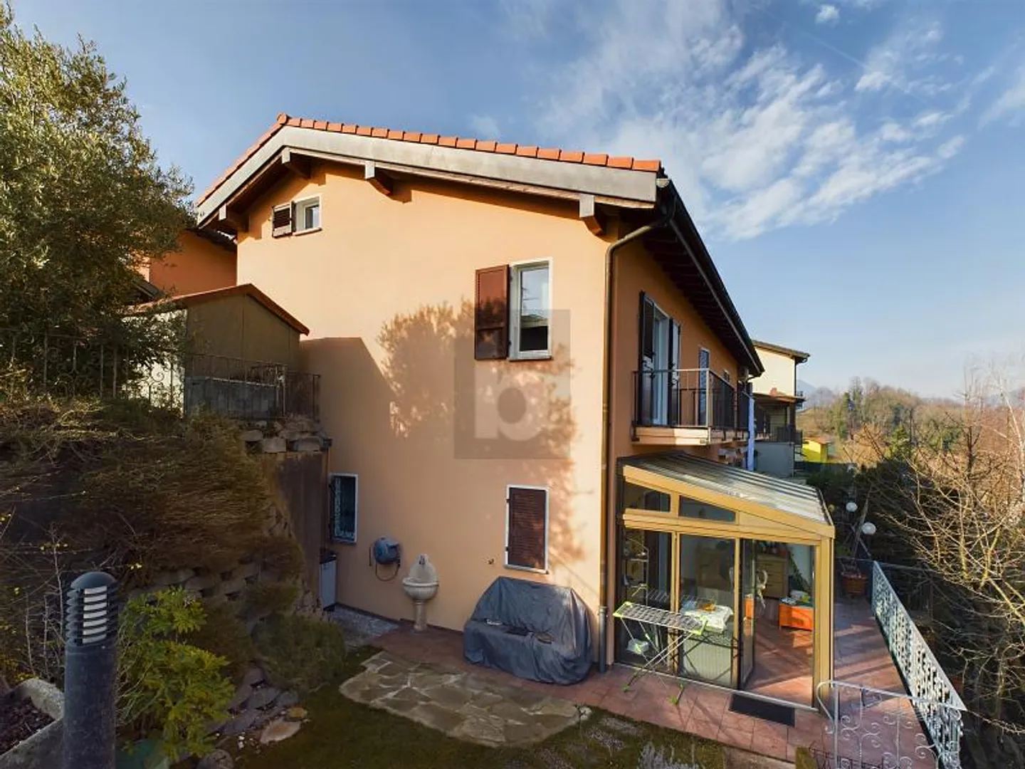 Incantevole Casa Familiare con Giardino - Foto 1 di 6