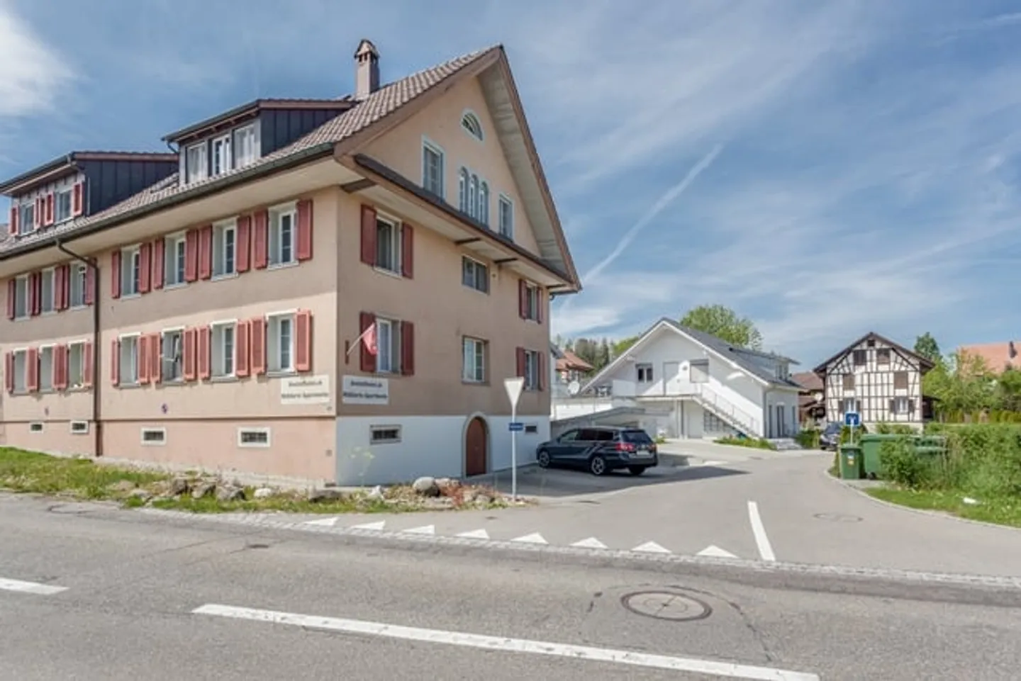 Camera condivisa completamente attrezzata e arredata con TV / Internet - Foto 4 di 5