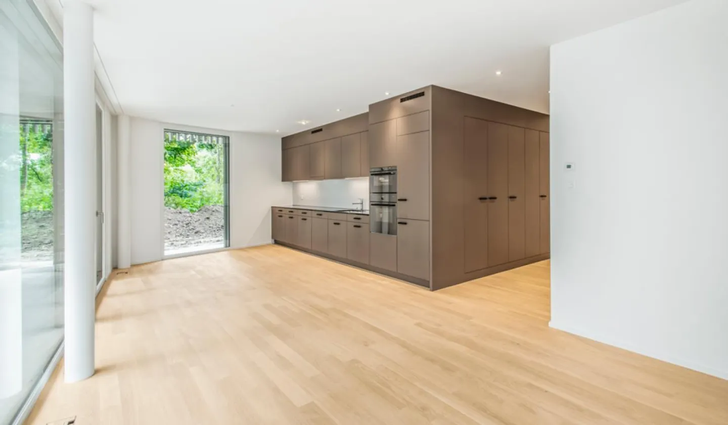 moderne 2.5-Zimmer-Gartenwohnung mit Sitzplatz - Photo 3 of 10