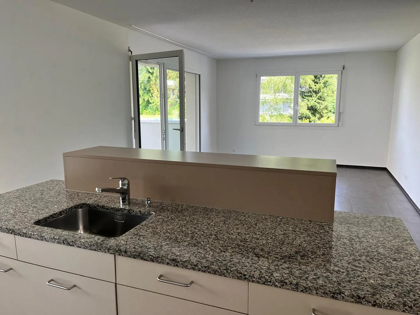 Bel appartement de 3.5 pièces avec jardin - Photo 4 sur 10