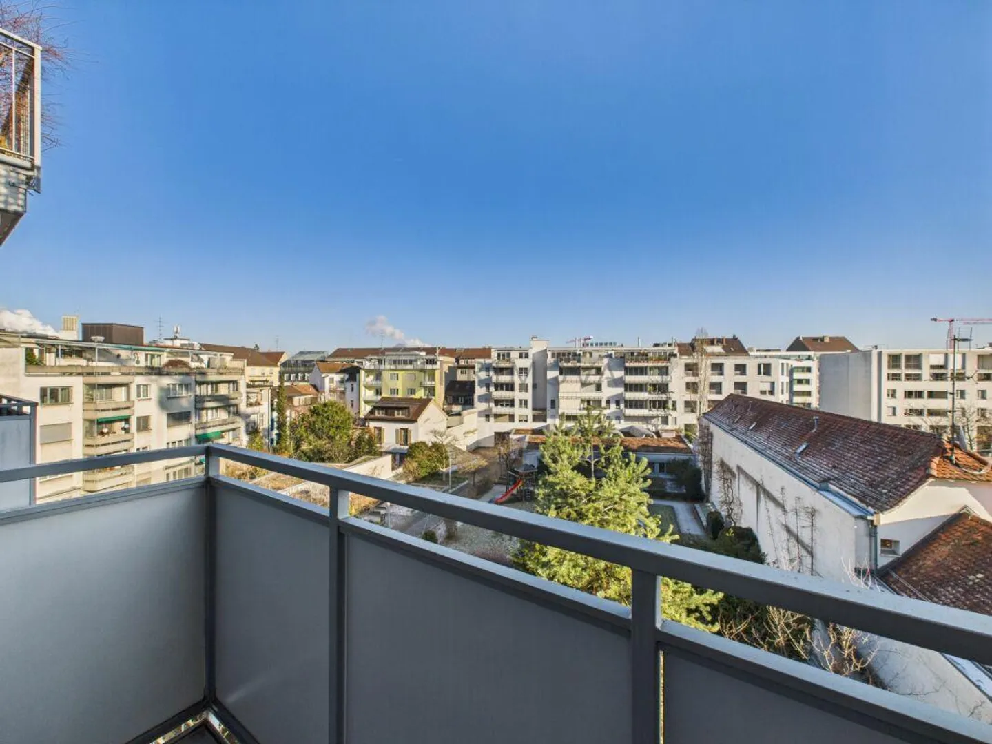 Opportunity for HIGH-QUALITY INVESTMENT IN A MAISONETTE apartment with large terrace and balcony, private cellar space, and own parking space in the underground garage - Photo 1 of 7