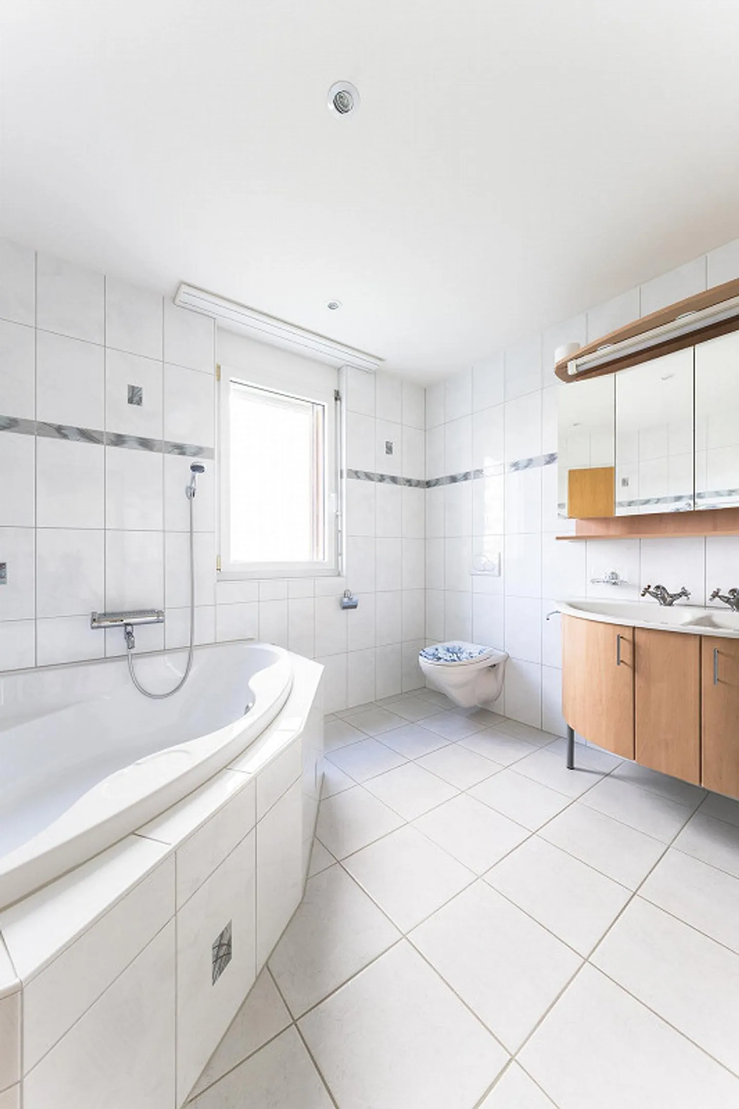 Bonheur familial avec jardin privé – lumineux appartement de 4,5 pièces à Gossau - Photo 13 sur 21