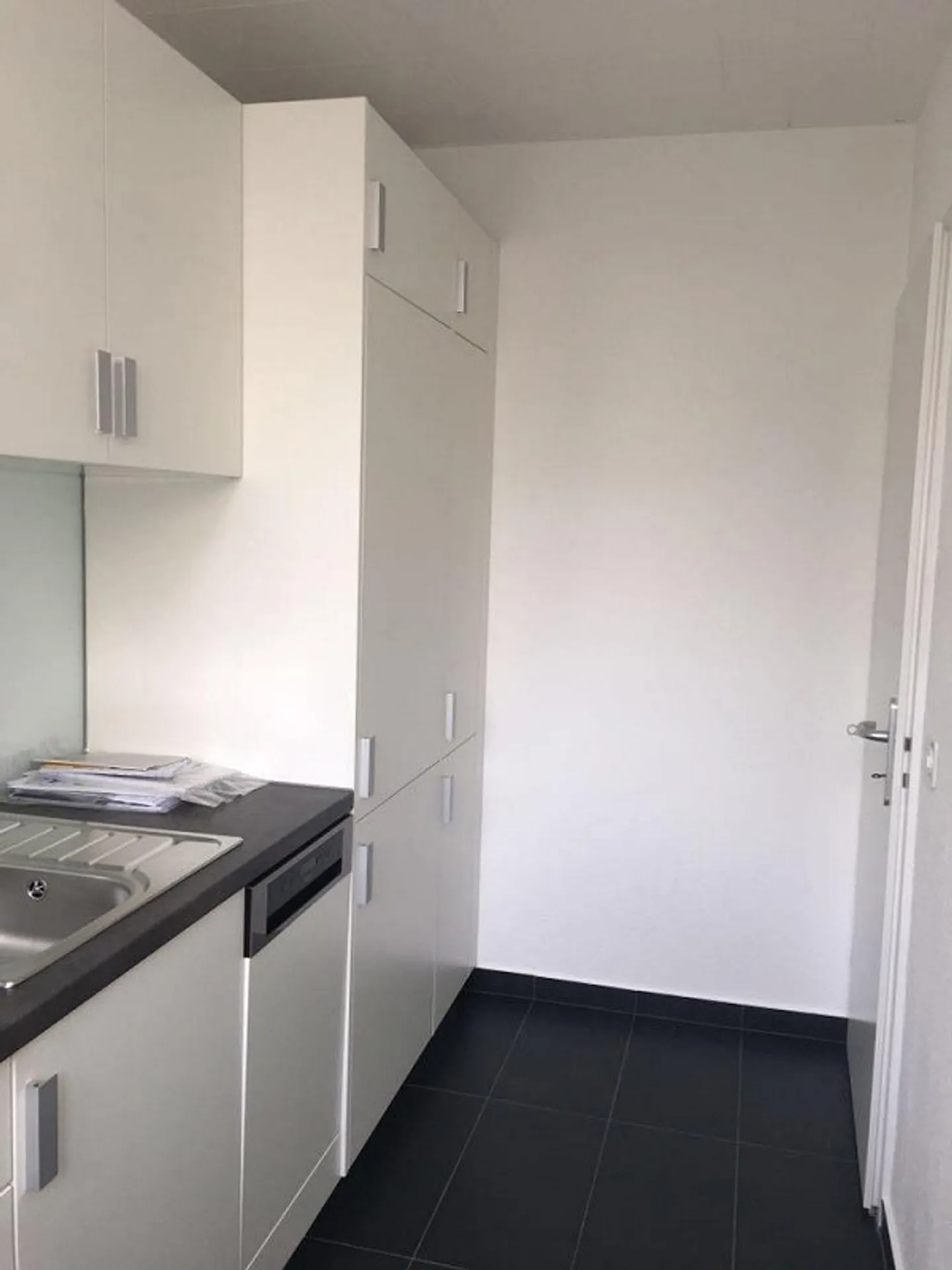 Appartamento originale in città disponibile immediatamente - Foto 4 di 13