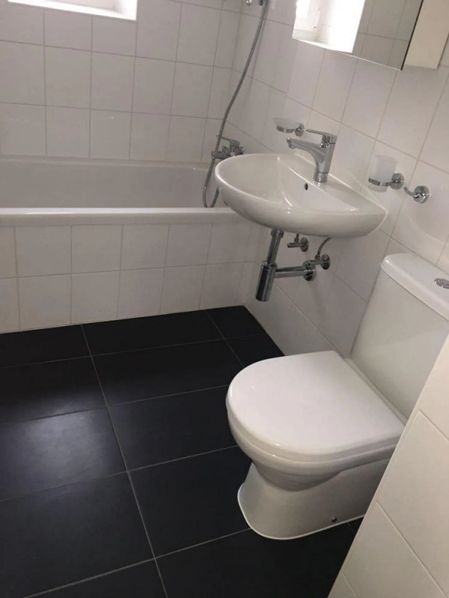 Appartamento originale in città disponibile immediatamente - Foto 5 di 13