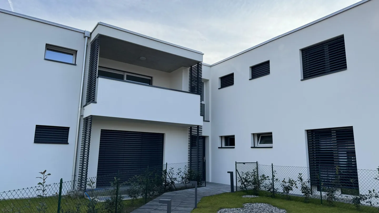 APPARTEMENT ÉLÉGANT 3.5 PIÈCES AVEC TERRASSE - GENESTRERIO - Photo 11 sur 13