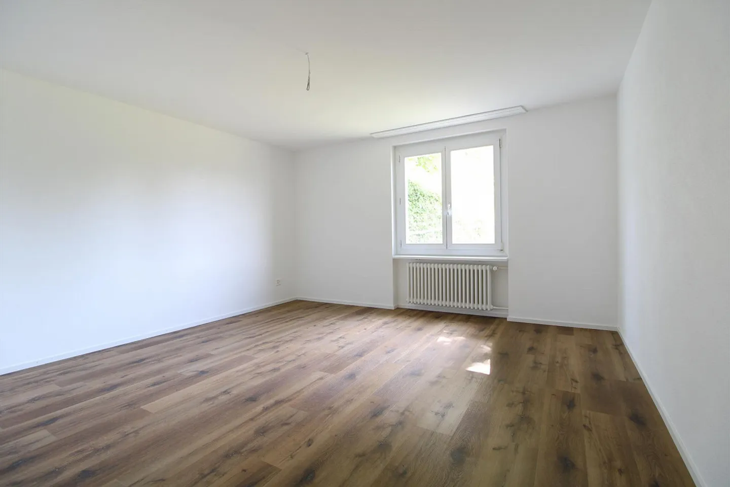 Bella e soleggiata appartamento di 3,5 stanze con balcone - Foto 7 di 12