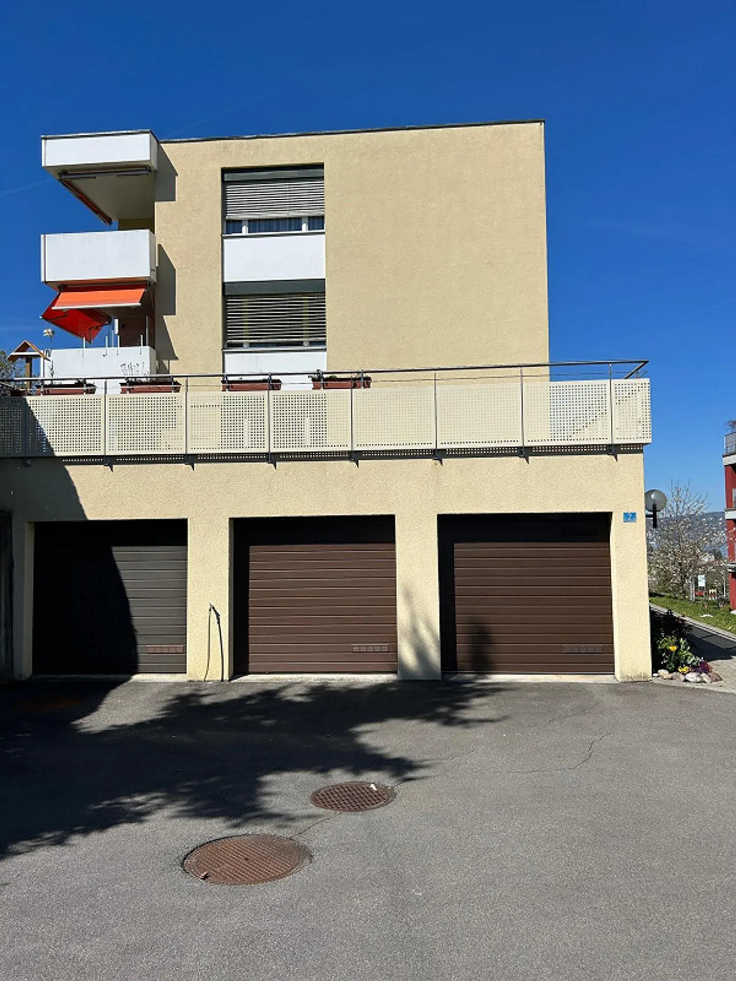 Renovierte Wohnung mit Seeblick - Foto 1 von 13