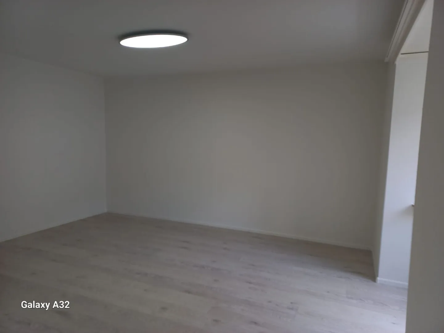Appartamento di 3 locali con balcone a Basilea - Foto 3 di 5