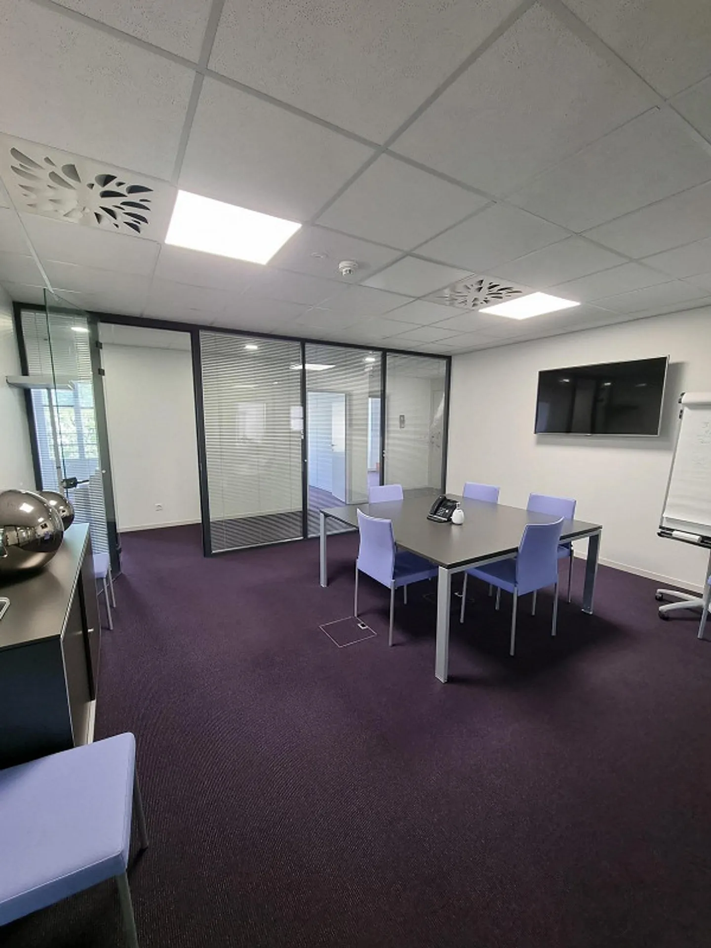 Posizione privilegiata per questa superficie di 244 m2 - Foto 6 di 11