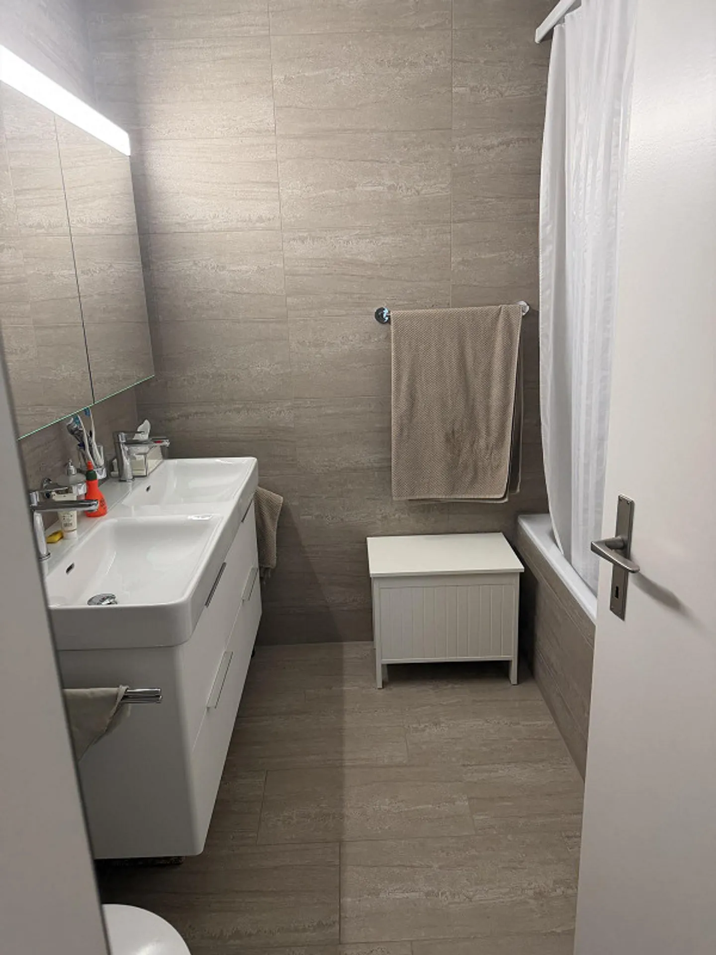 4.5 Room Apartment in Adliswil - Photo 5 of 13