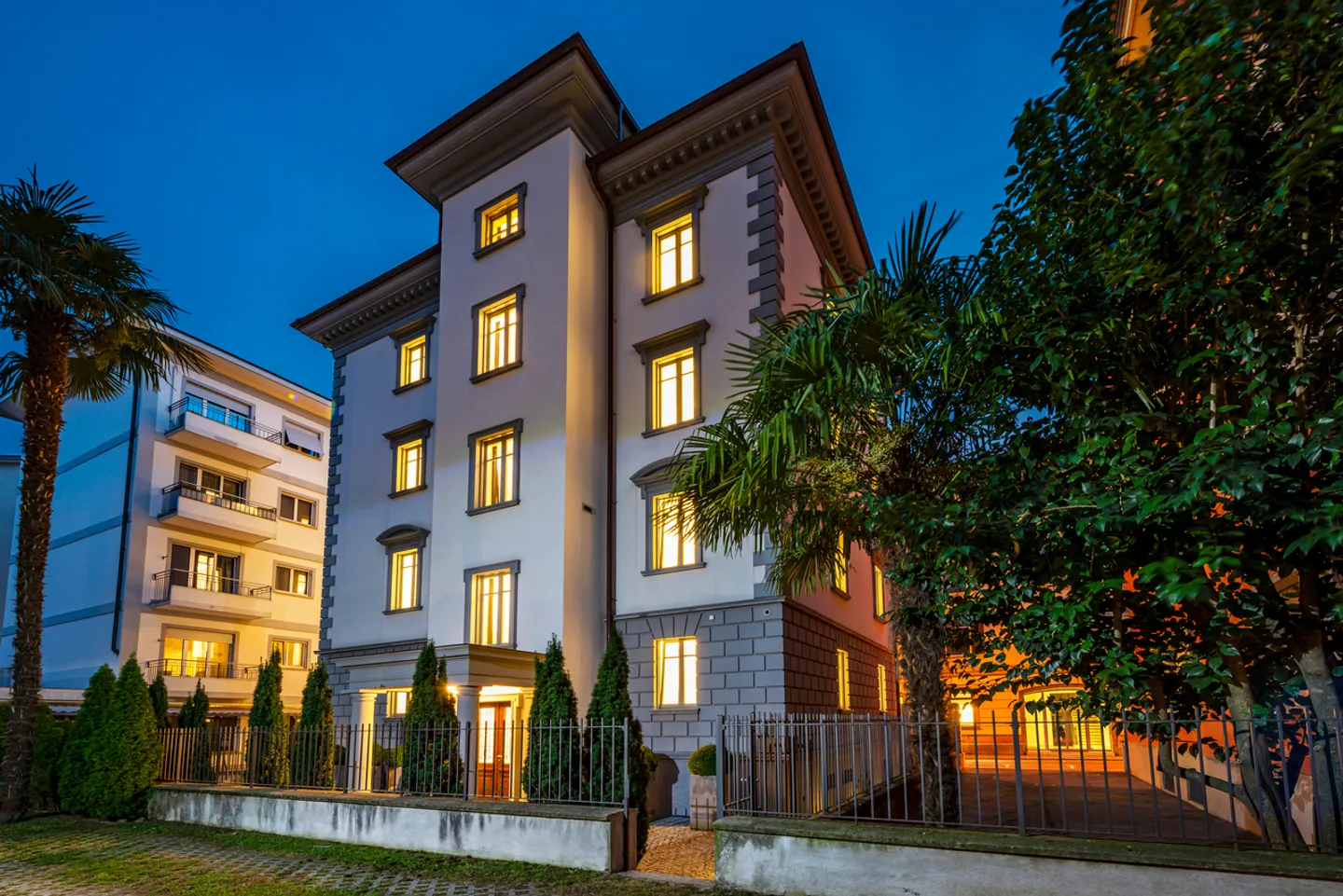 Villa storica elegante nel centro città - Foto 1 di 14