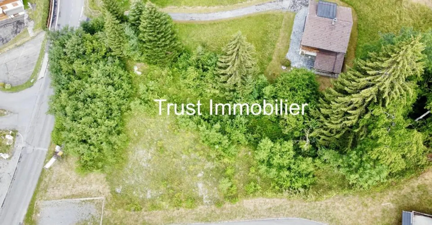 8002-MV-Gryon-Bebaubares Grundstück von 2.127 m², gelegen in der Chalet B Zone - Foto 2 von 3