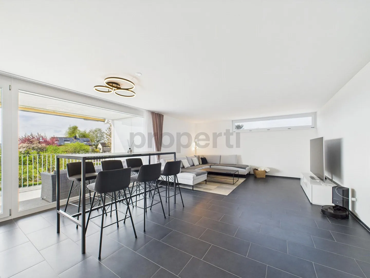 Exclusive 4.5-room apartment in Romanshorn, Canton TG - Photo 2 of 12