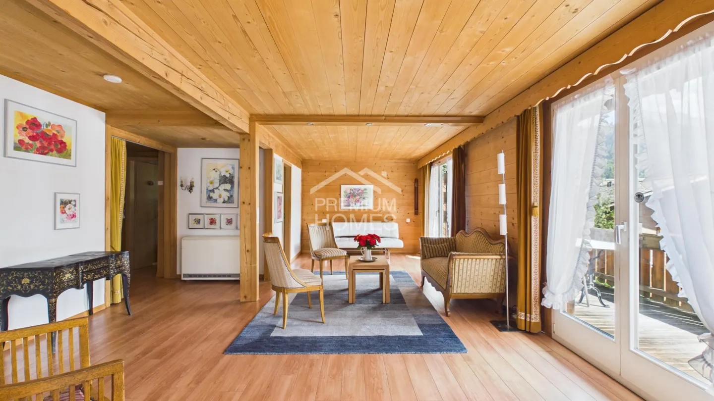 A chalet, two units, many possibilities - Your chance! - Photo 6 of 12