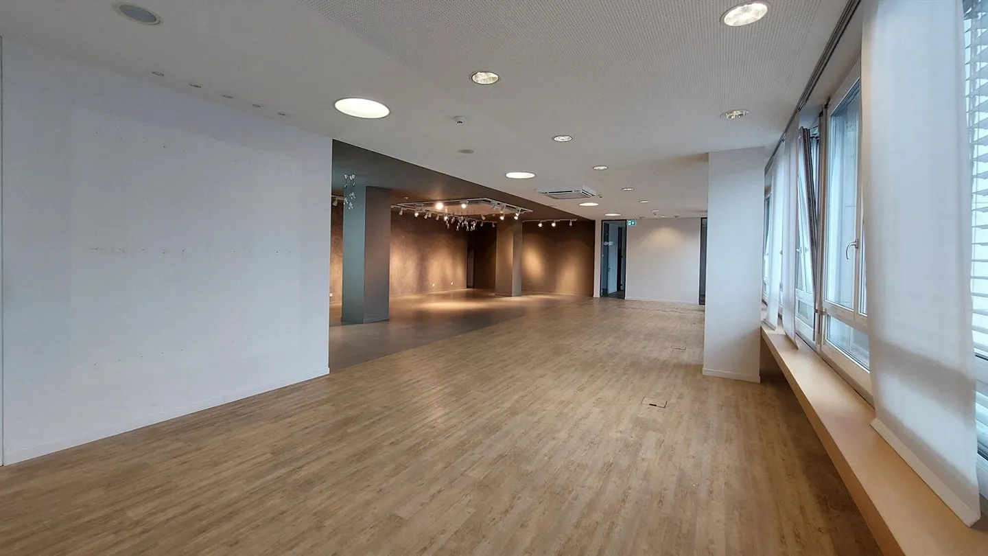 Commercial Space in Glattpark (Opfikon) - Photo 3 of 7