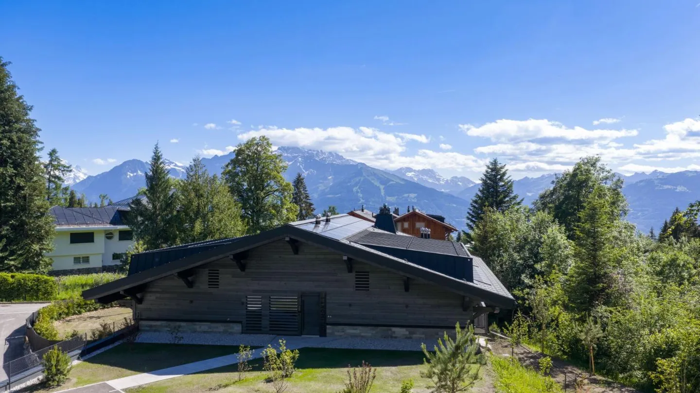 Luxury Apartment in Villars - Photo 10 of 13