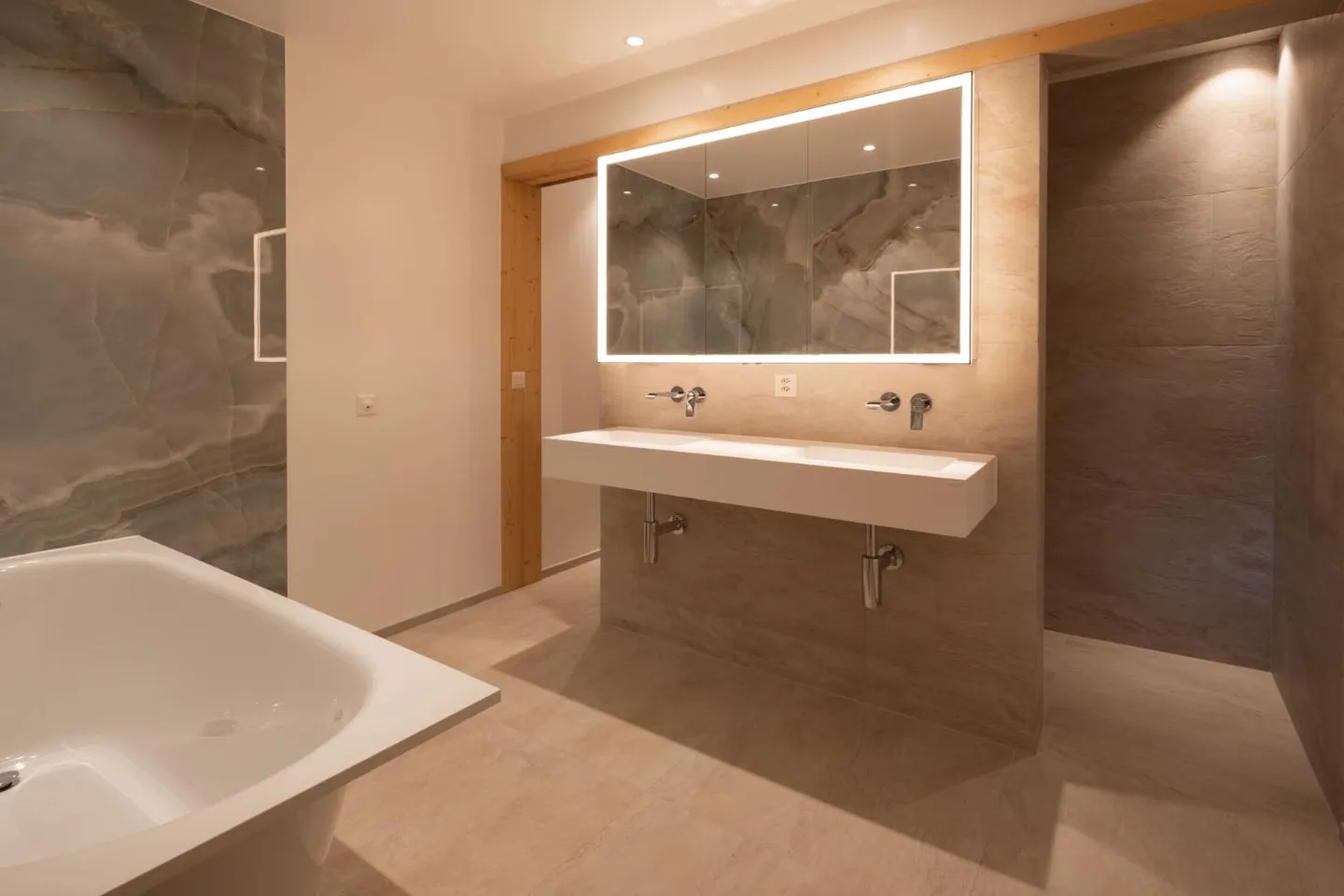 Luxury Apartment in Villars - Photo 13 of 13
