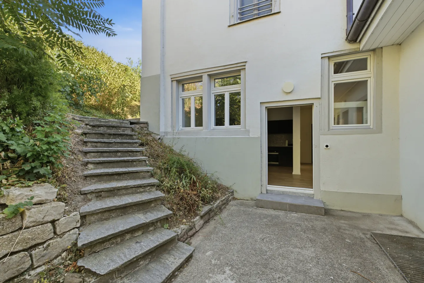 Appartamento esclusivo di 2,5 stanze con balcone e vista sul Reno - Foto 9 di 18