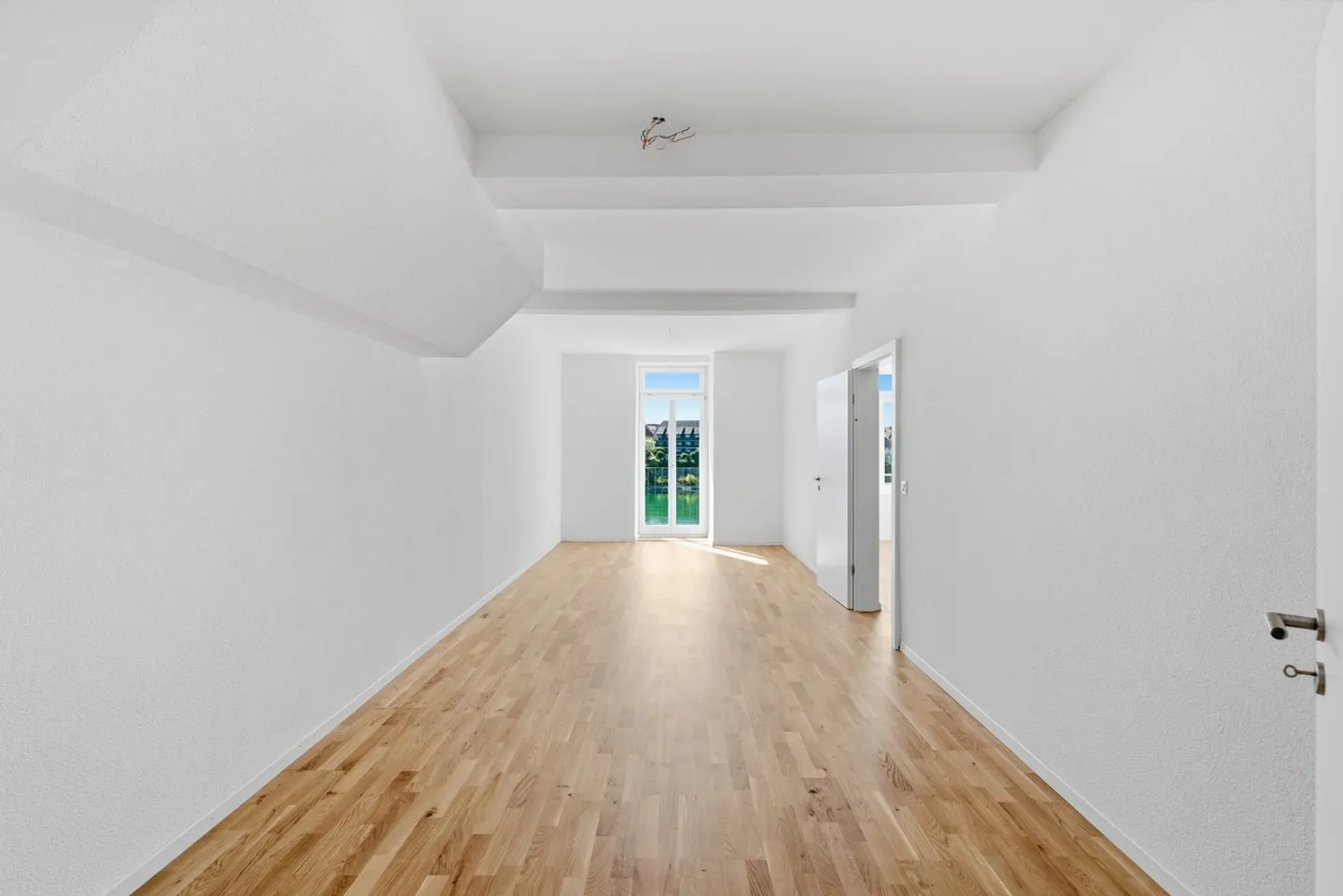 Appartamento esclusivo di 2,5 stanze con balcone e vista sul Reno - Foto 12 di 18