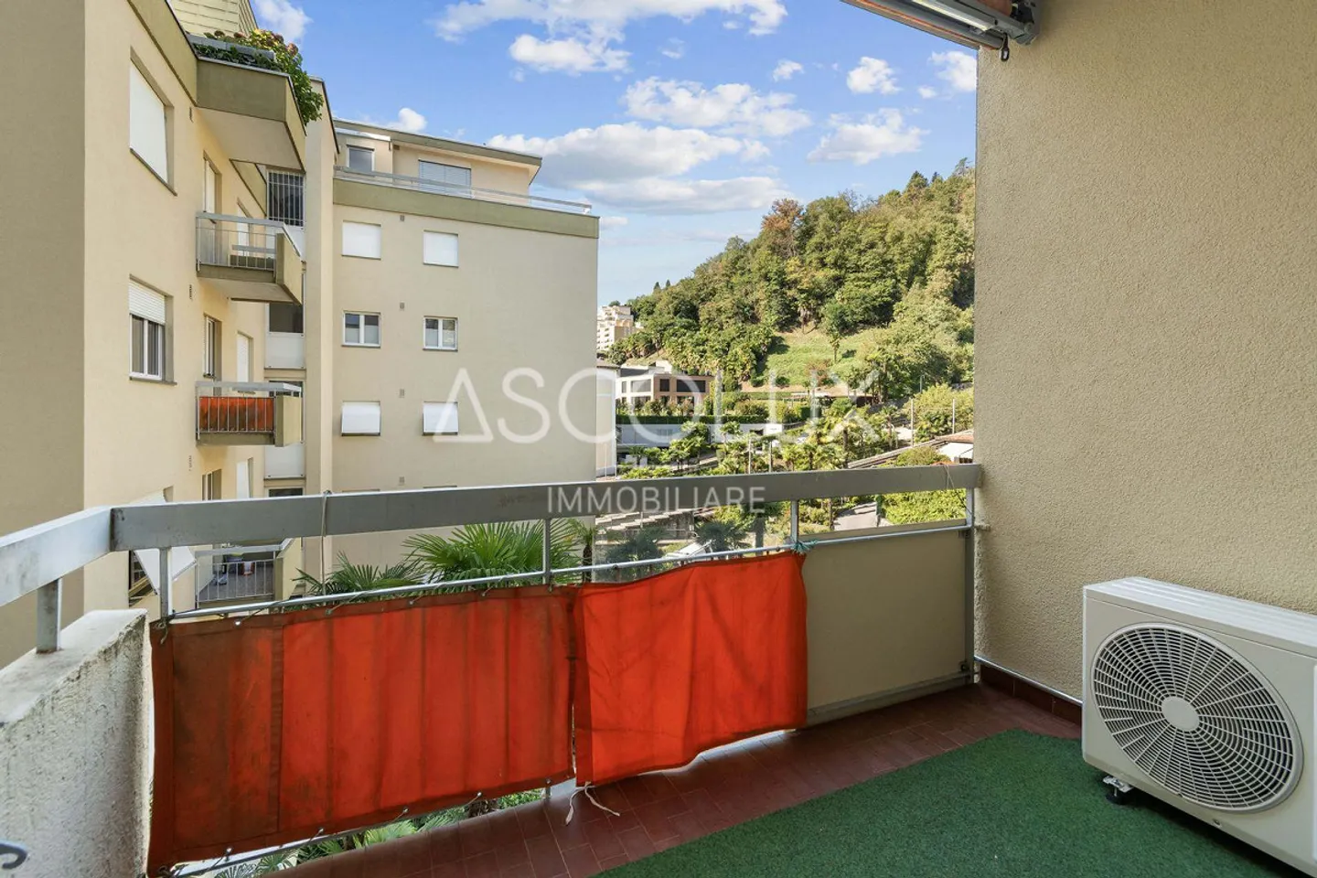 Appartement spacieux de 2,5 pièces avec garage inclus dans r... - Photo 18 sur 25