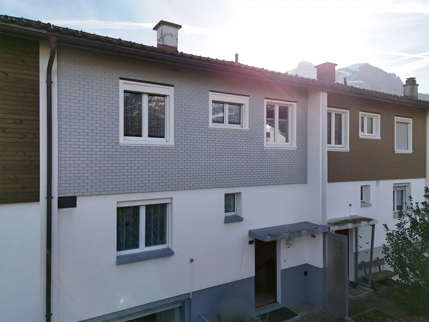 Casa a schiera in una zona residenziale adatta ai bambini - Foto 1 di 8