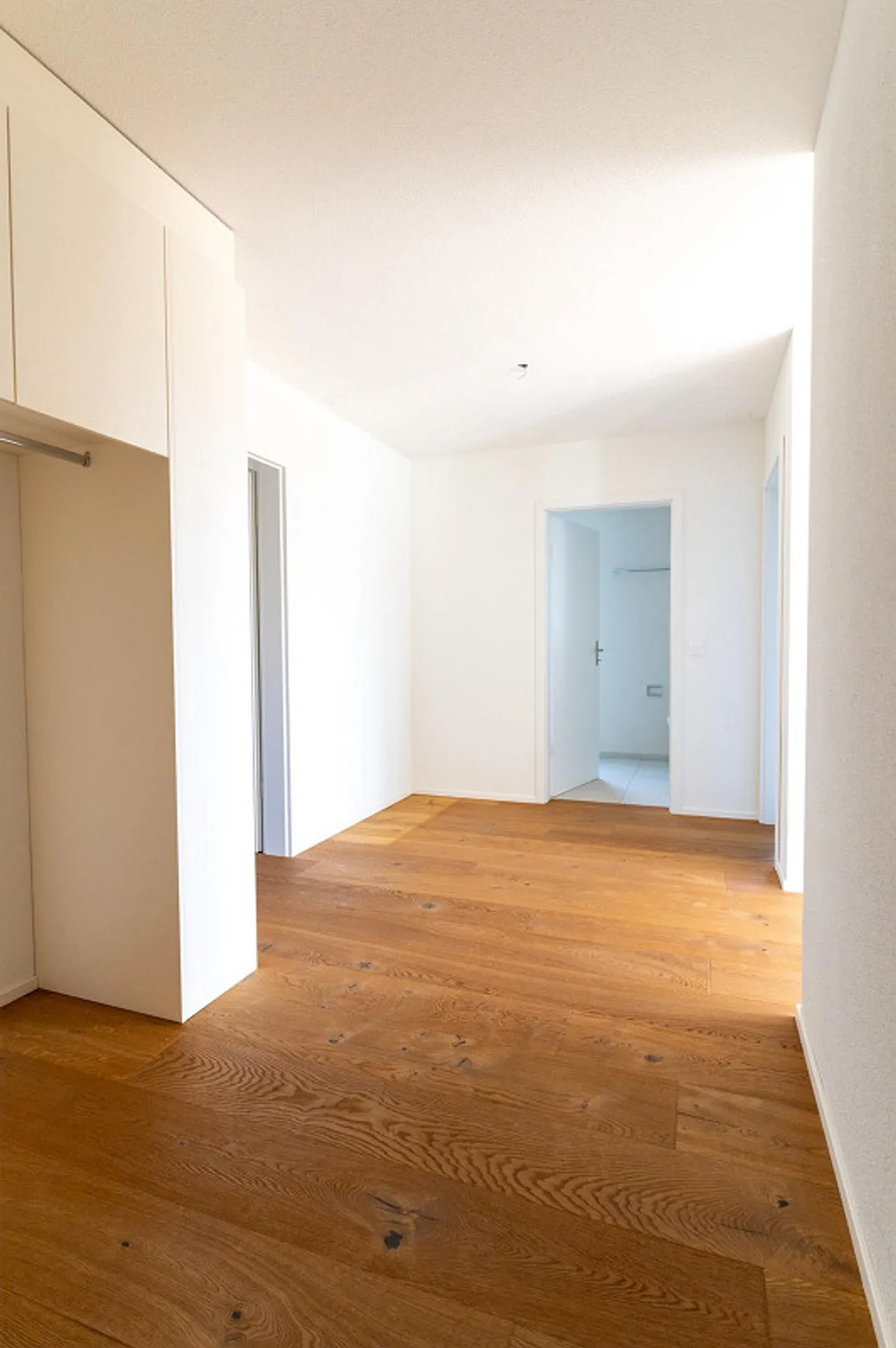 Charmante Wohnung im Grünen - Foto 3 von 14