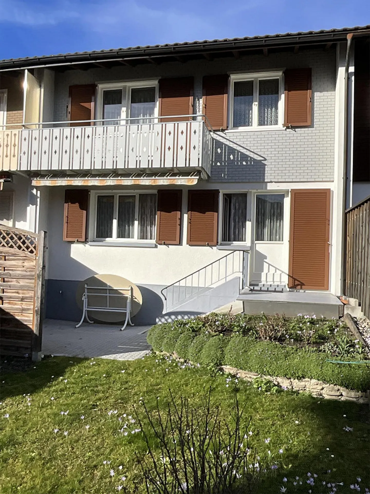 Casa a schiera in una zona residenziale adatta ai bambini - Foto 4 di 8