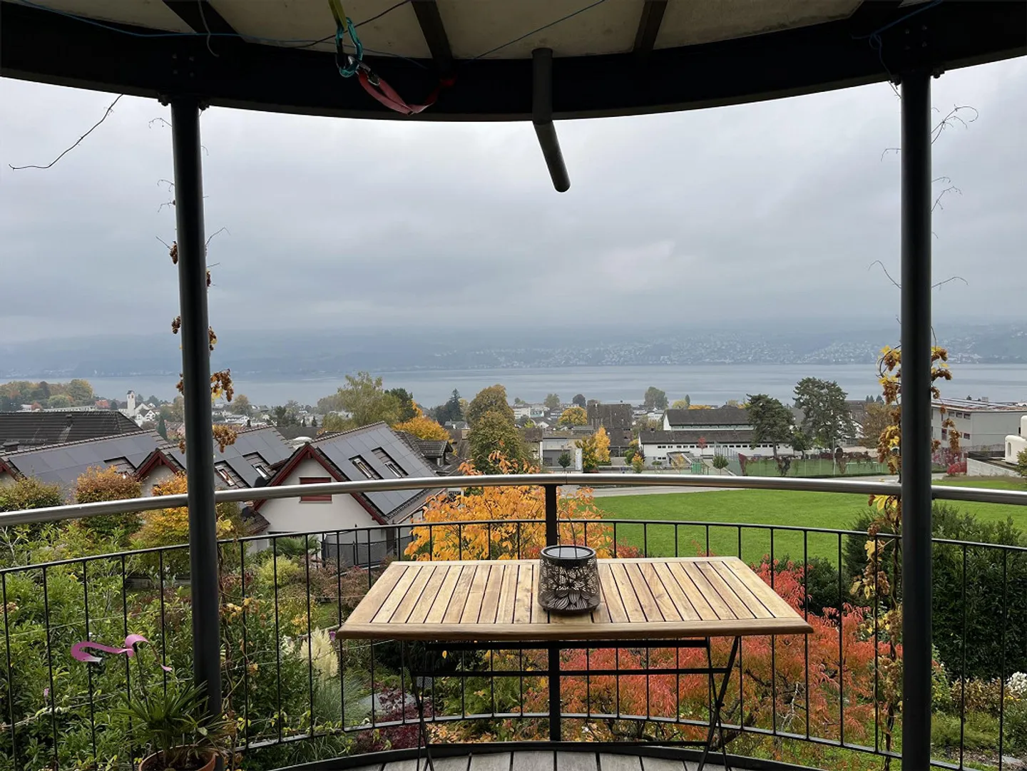 3.5-room apartment with balcony, garden and lake view in Stäfa - Photo 1 of 11