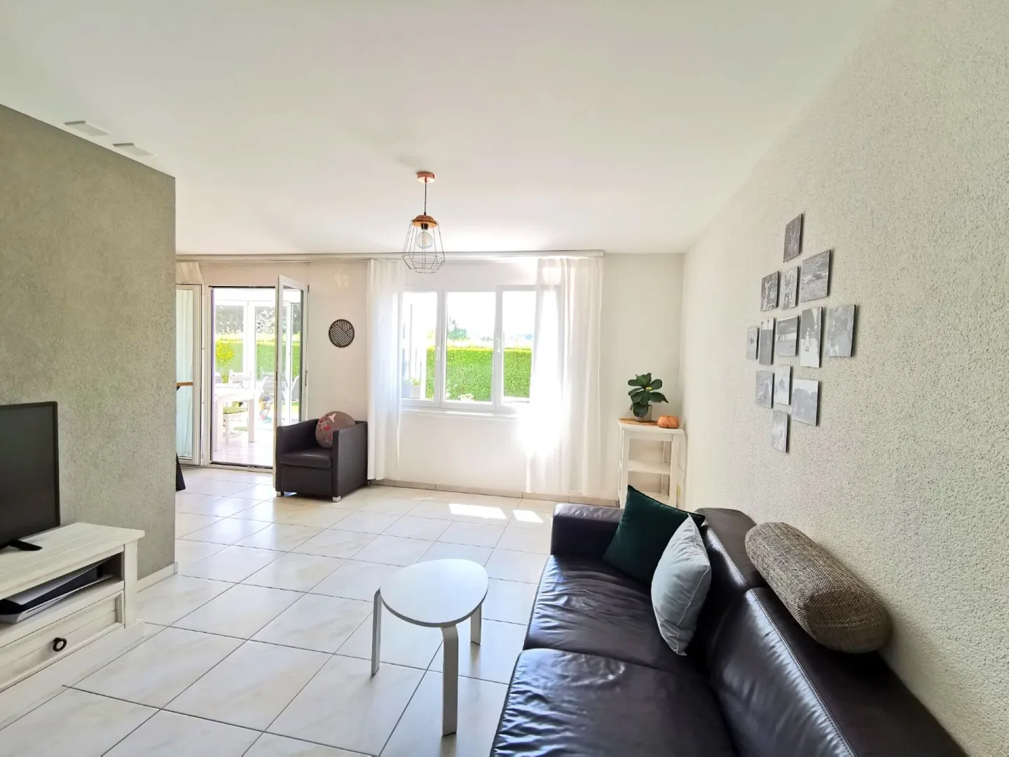 schöne 4.5 Zimmer-Gartenwohnung in Eigentumsstandart sucht Mieter - Foto 5 di 13