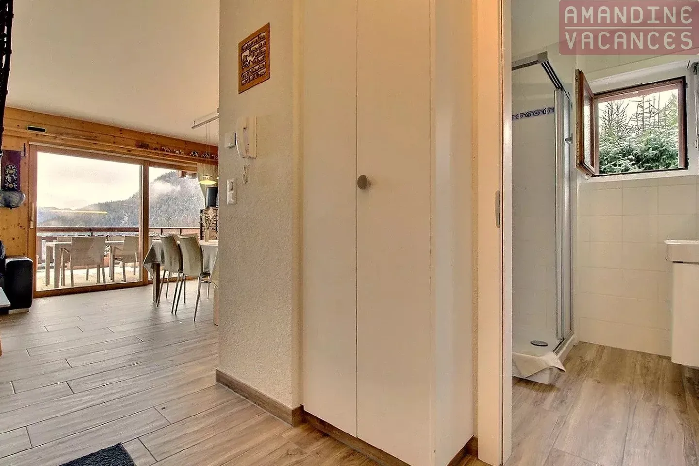 Prächtiges 2,5-Zimmer-Apartment mit Terrasse - Foto 3 von 6
