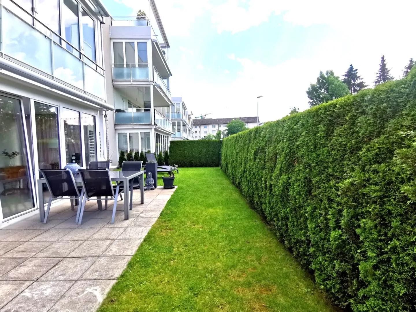 schöne 4.5 Zimmer-Gartenwohnung in Eigentumsstandart sucht Mieter - Foto 2 di 13