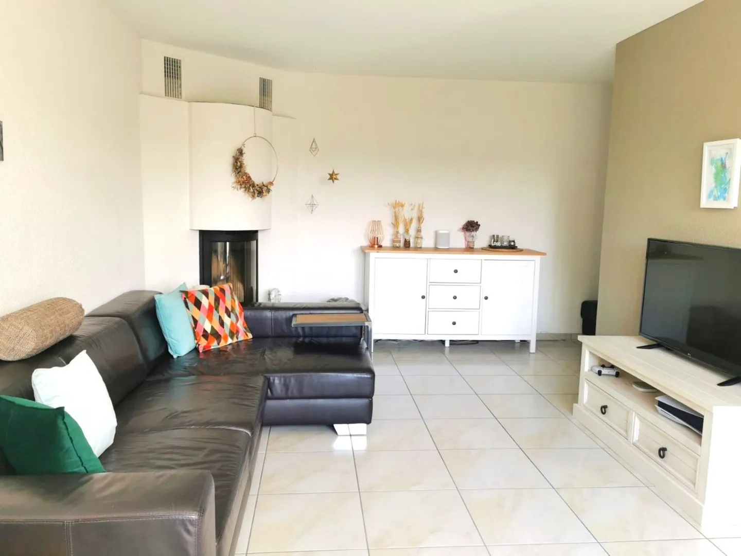 schöne 4.5 Zimmer-Gartenwohnung in Eigentumsstandart sucht Mieter - Foto 4 di 13