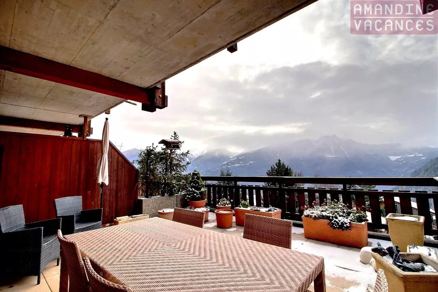 Prächtiges 2,5-Zimmer-Apartment mit Terrasse - Foto 6 von 6