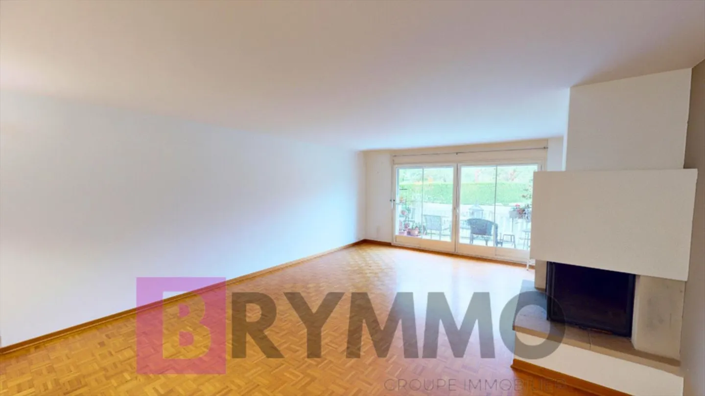 2.5 Room Apartment - Photo 4 of 19