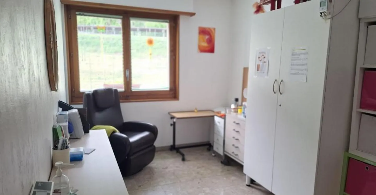 Lot of 2 apartments in Saxon - Photo 8 of 11