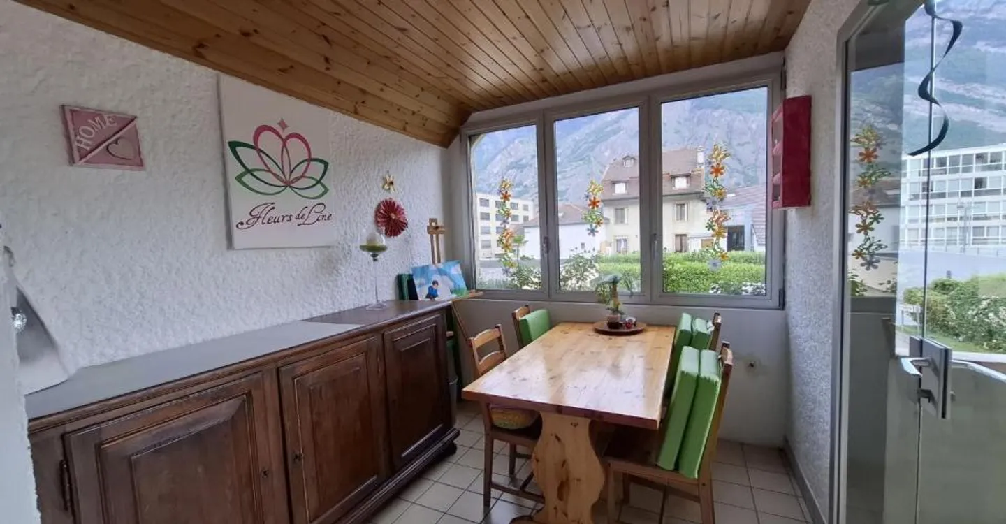 Lot of 2 apartments in Saxon - Photo 9 of 11