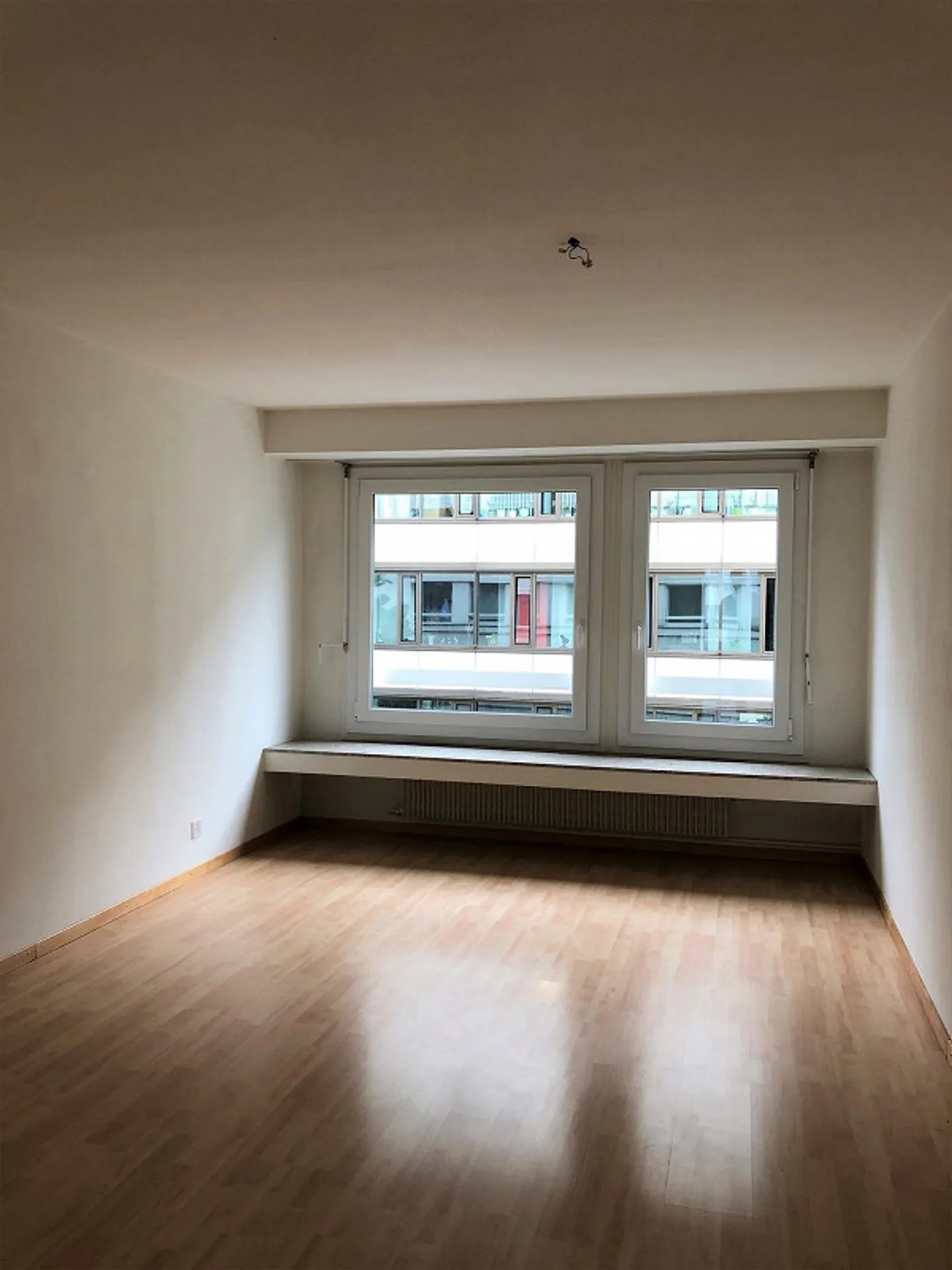 Appartement attrayant dans la Neustadt - Photo 3 sur 6