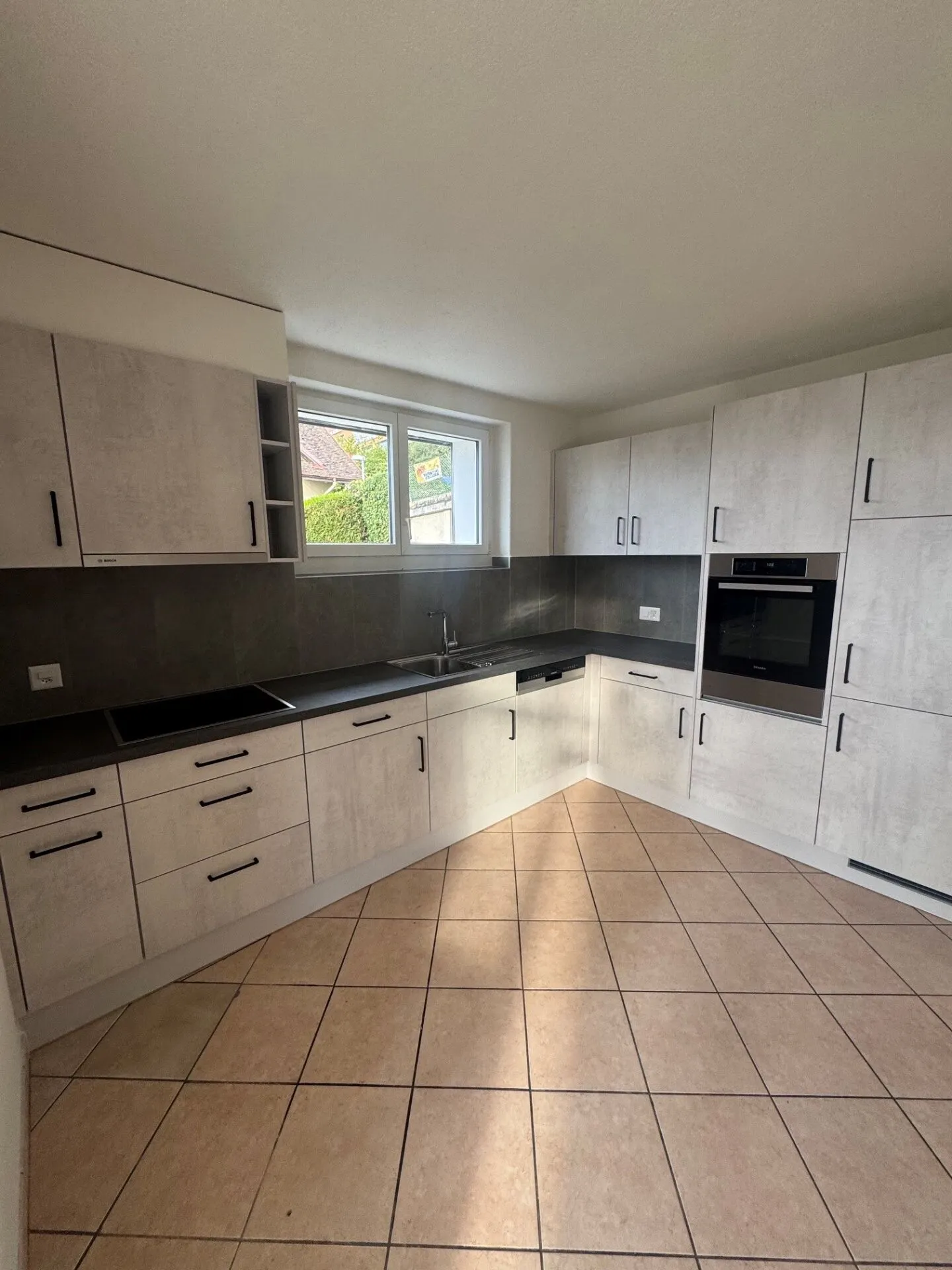 3-Zimmer-Wohnung im Untergeschoss - Foto 6 von 24