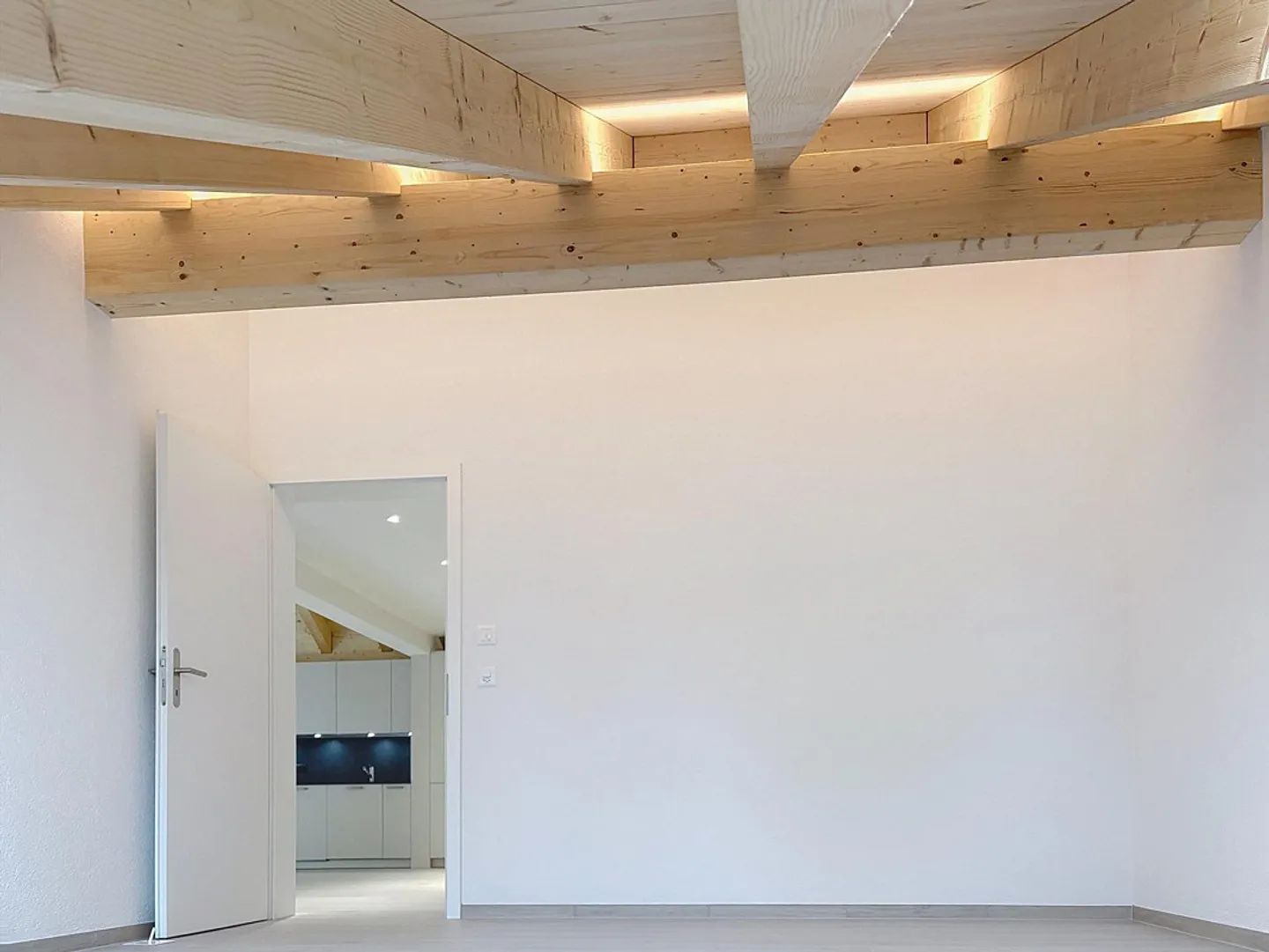 Attic new | High-quality execution - Photo 5 of 11