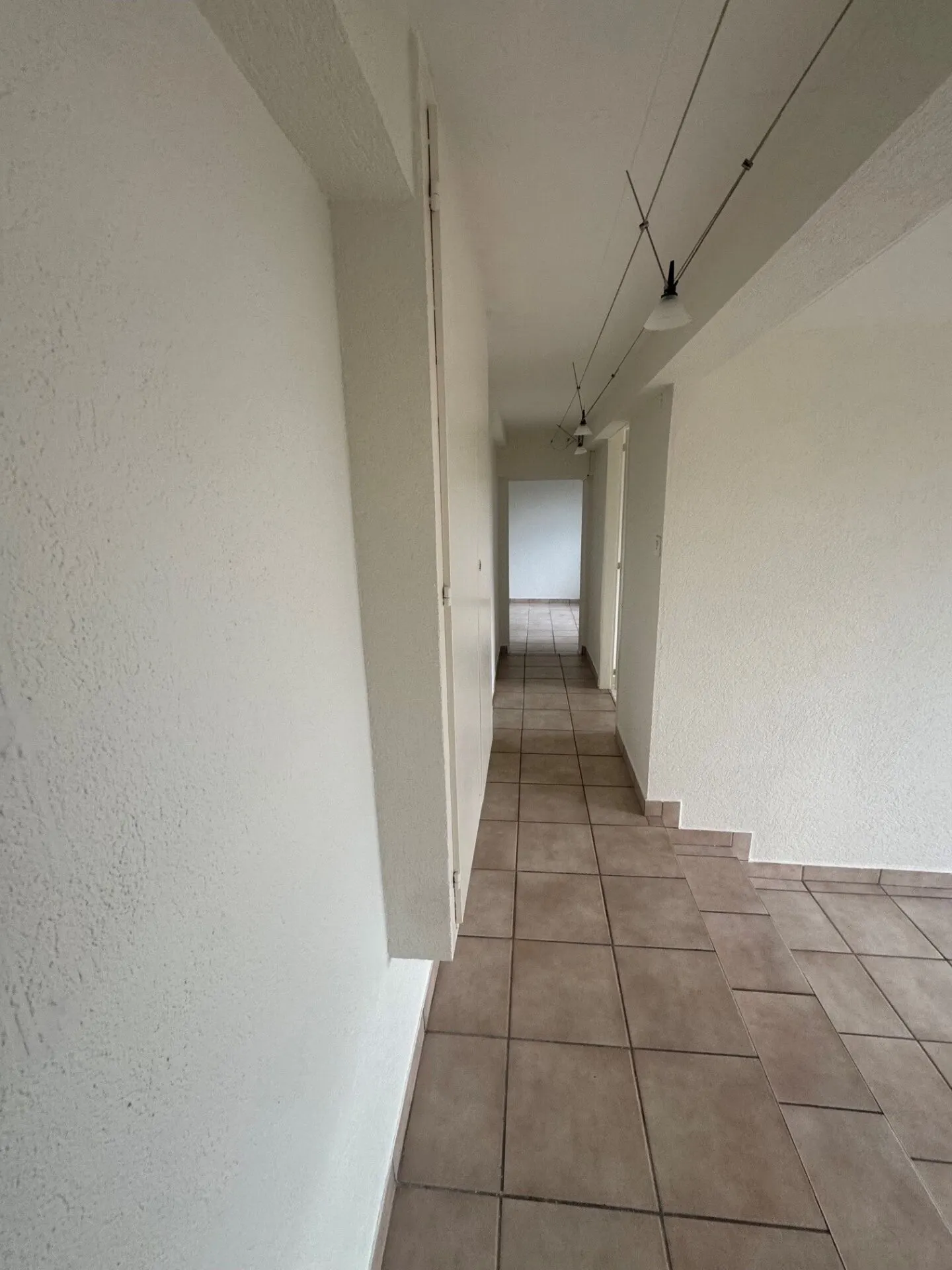 3-Zimmer-Wohnung im Untergeschoss - Foto 10 von 24