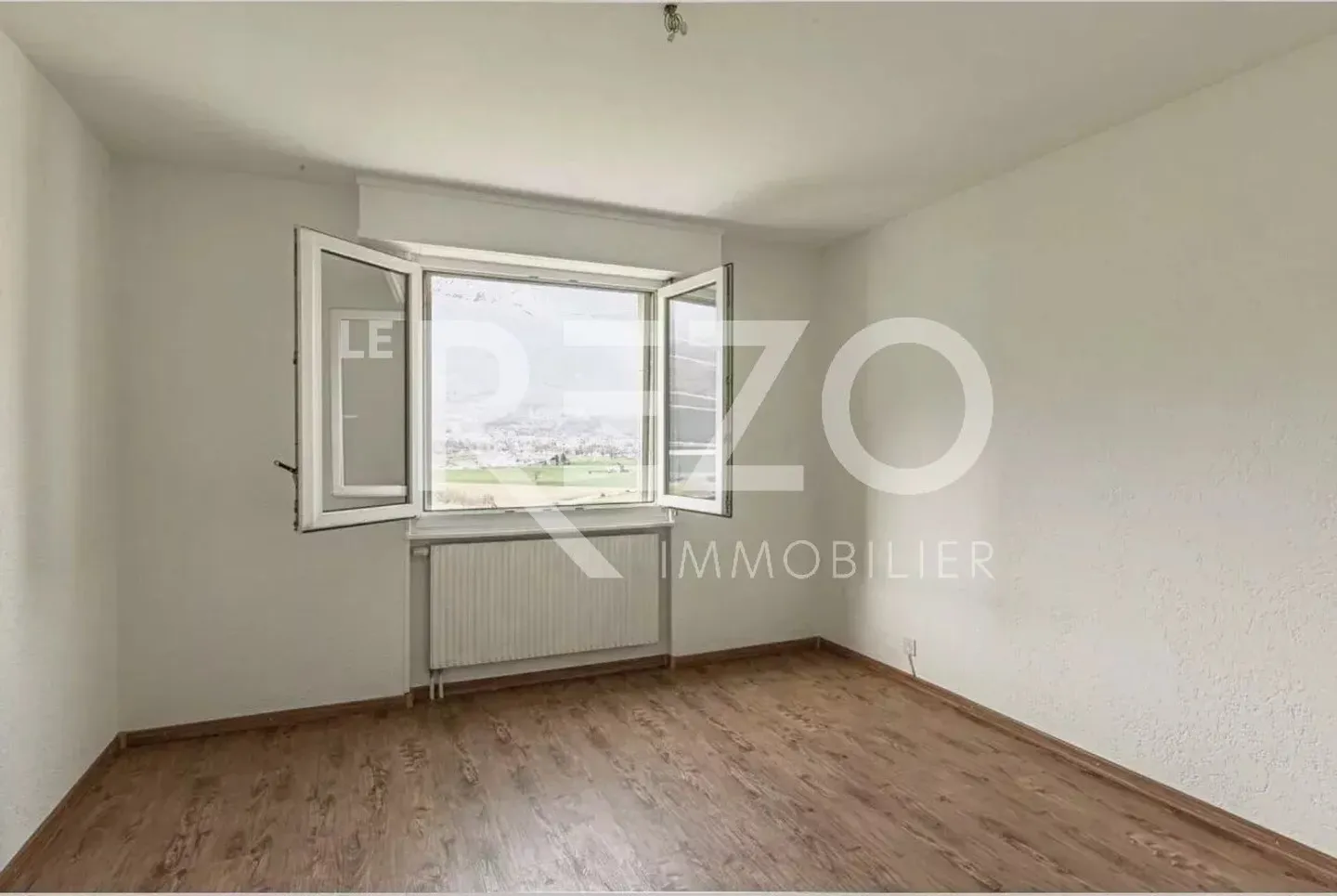 Luminoso appartamento attico di 2,5 locali - ristrutturato nel 2026, disponibile subito, vista panoramica - Foto 11 di 13