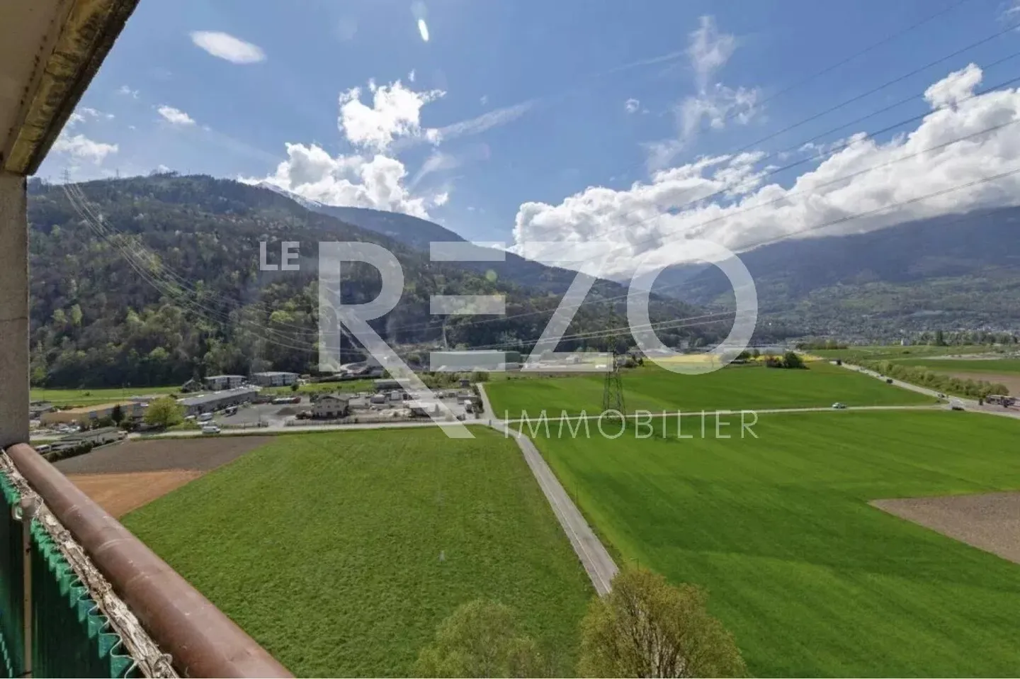 Luminoso appartamento attico di 2,5 locali - ristrutturato nel 2026, disponibile subito, vista panoramica - Foto 12 di 13