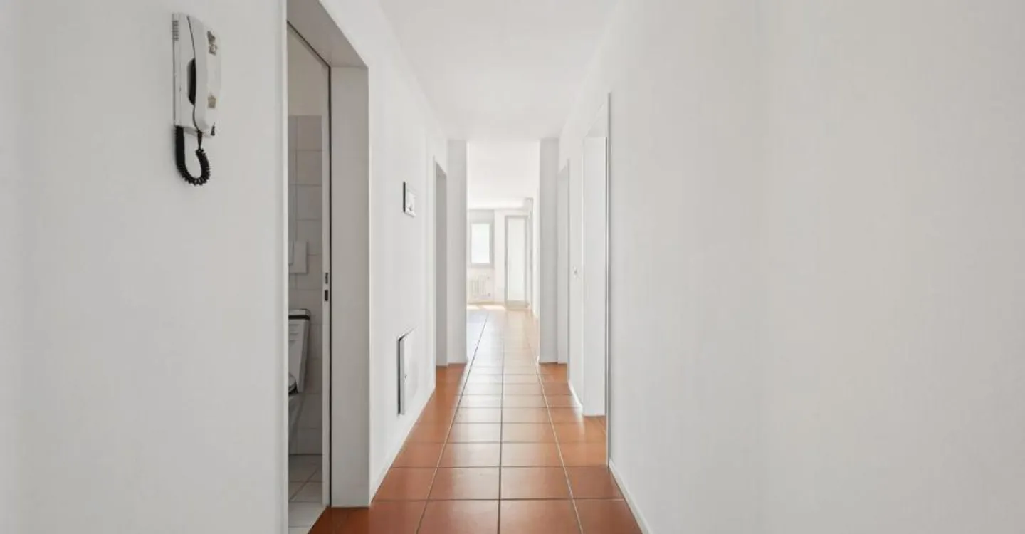 Appartement spacieux dans un quartier calme - Photo 7 sur 8
