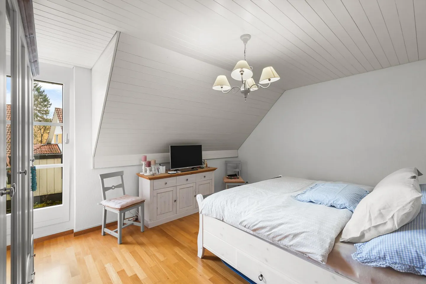 Charmantes Einfamilienhaus in Bergdietikon - Foto 9 von 16