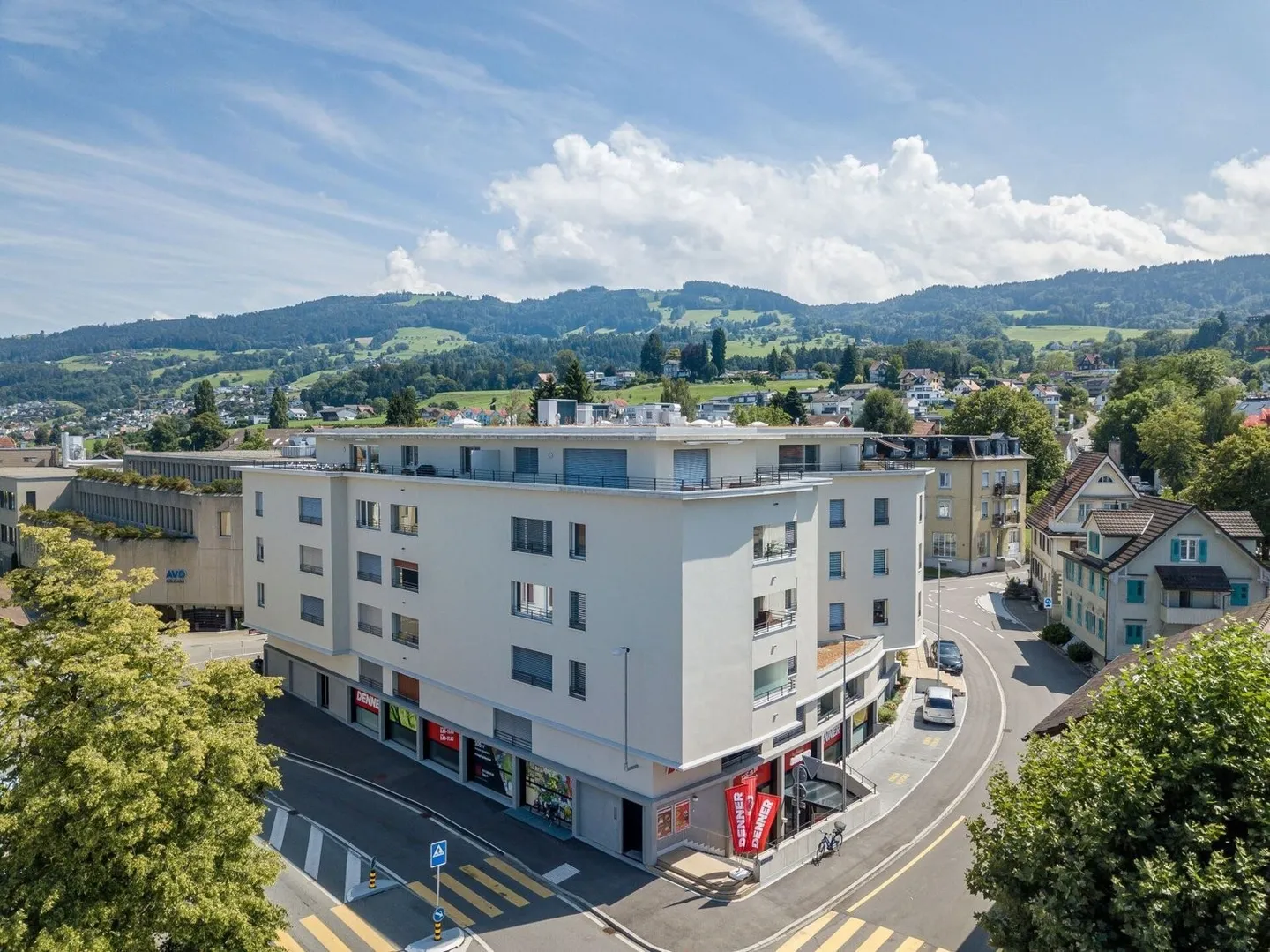 Kickstart for Your Business! Retail Space in the Center of Goldach! - Photo 1 of 9