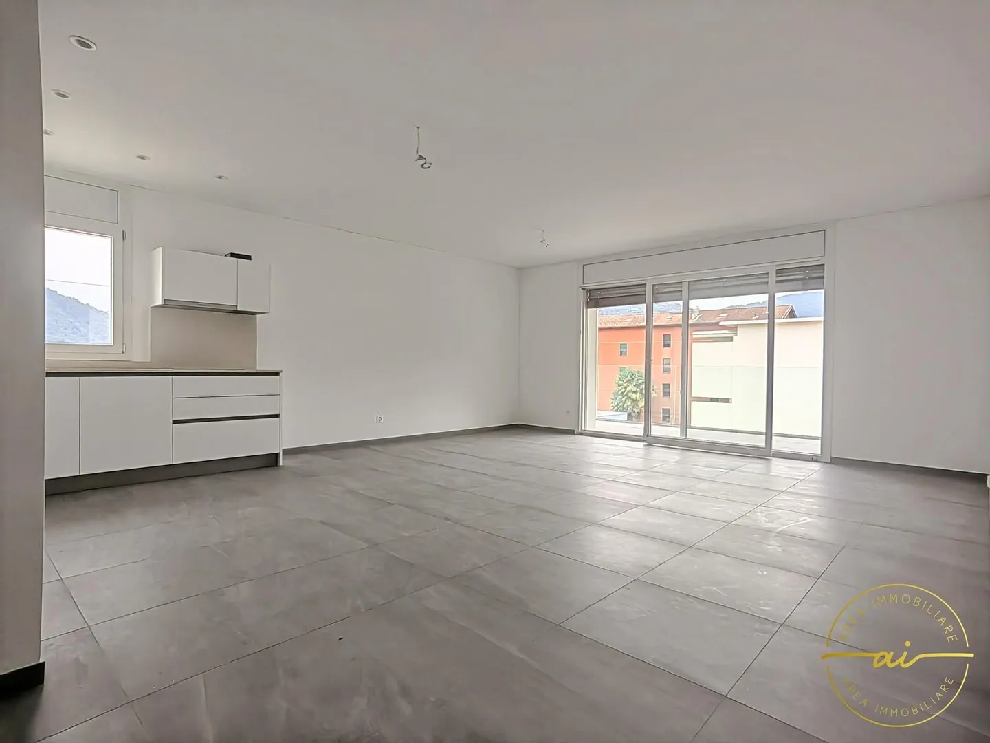 NOUVEL APPARTEMENT DE 3.5 PIÈCES AU DEUXIÈME ÉTAGE - Photo 3 sur 9