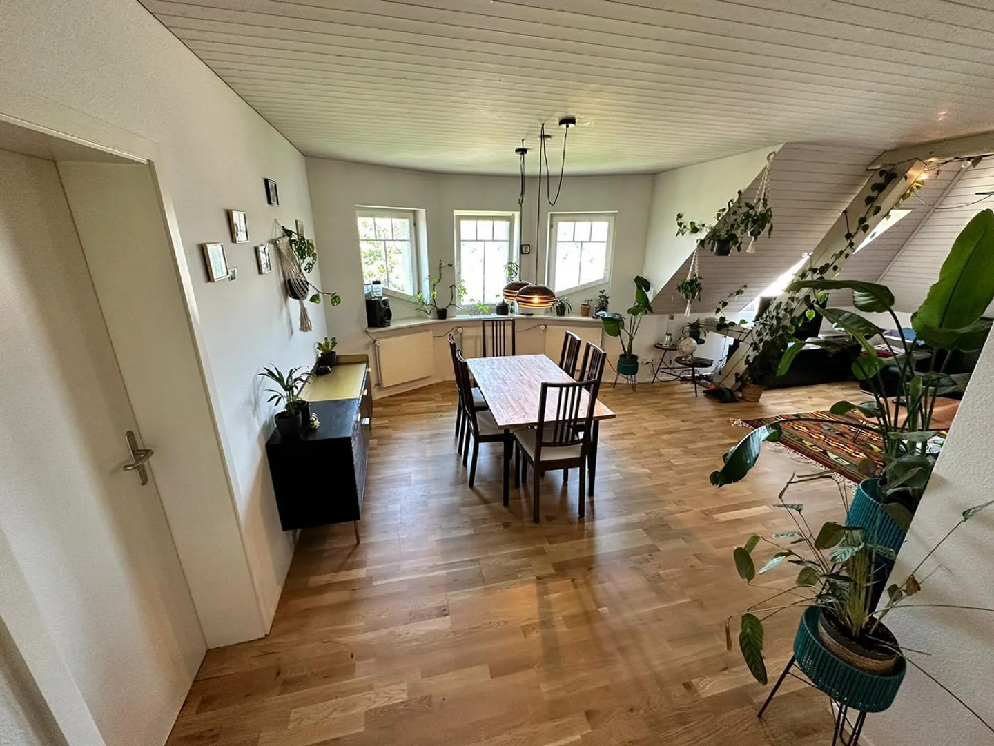 3.5 Room Attic Apartment - Photo 3 of 7