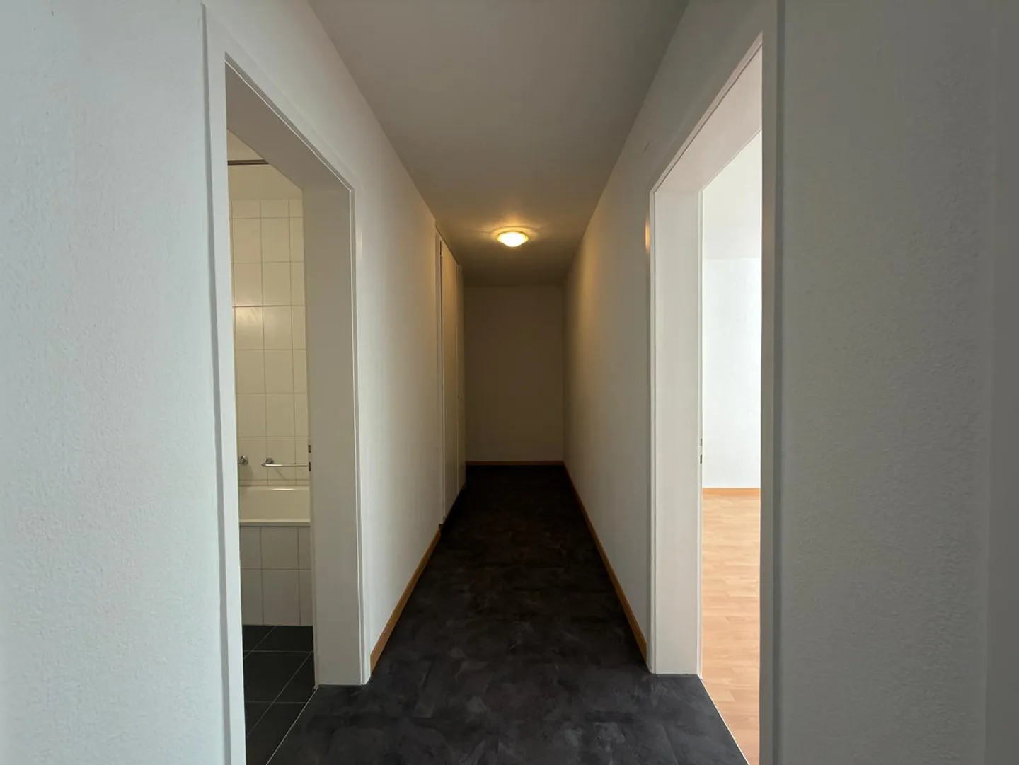 Bright 2-room apartment on the 2nd floor - Lyss-Strasse 101, 2560 Nida - Photo 7 of 9