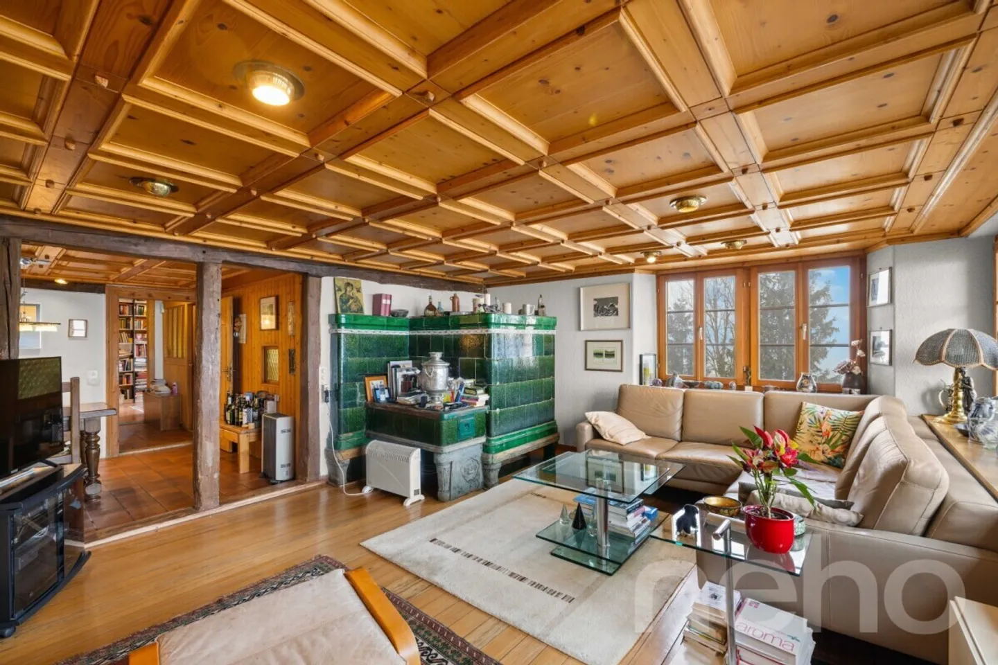 Casa a schiera angolare di 6,5 stanze con vista panoramica, grande giardino e storia - Foto 4 di 12